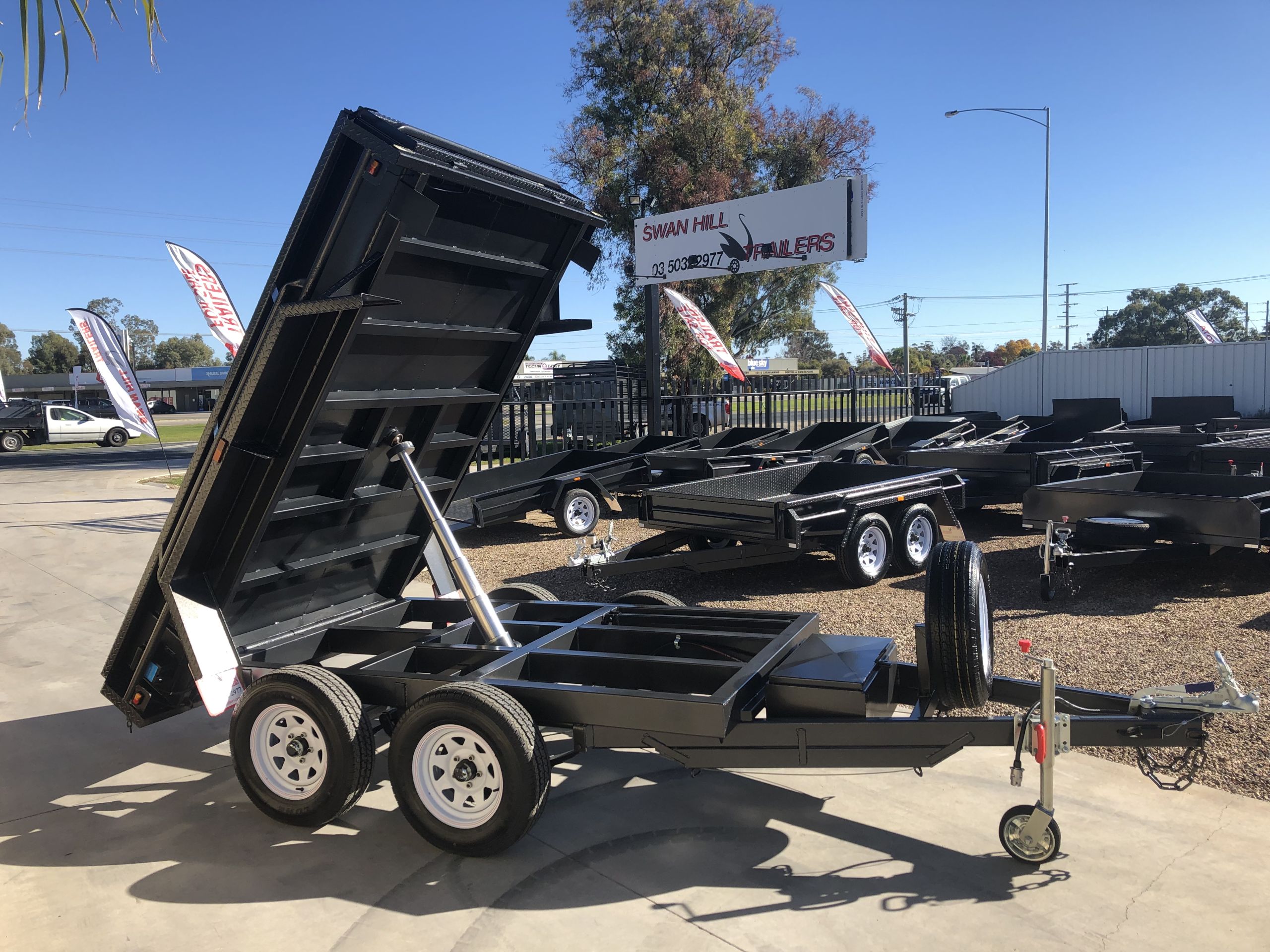 8x5 Deluxe Heavy Duty Tandem Hydraulic Tipper Trailer for Sale - Brisbane — image 4