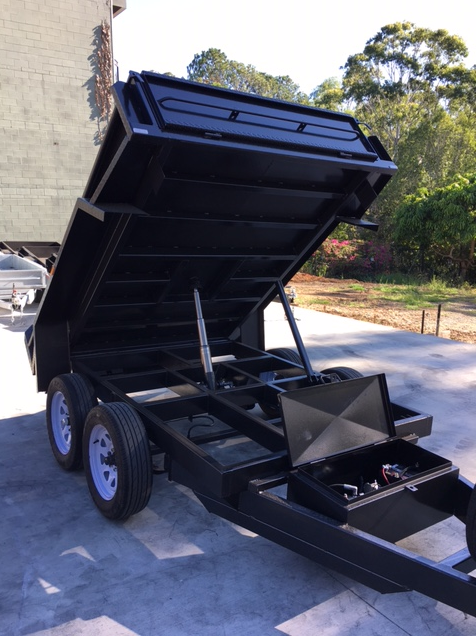 8x5 Tandem Tipper Trailer - Heavy Duty 340mm High Sides Full Checker Plate