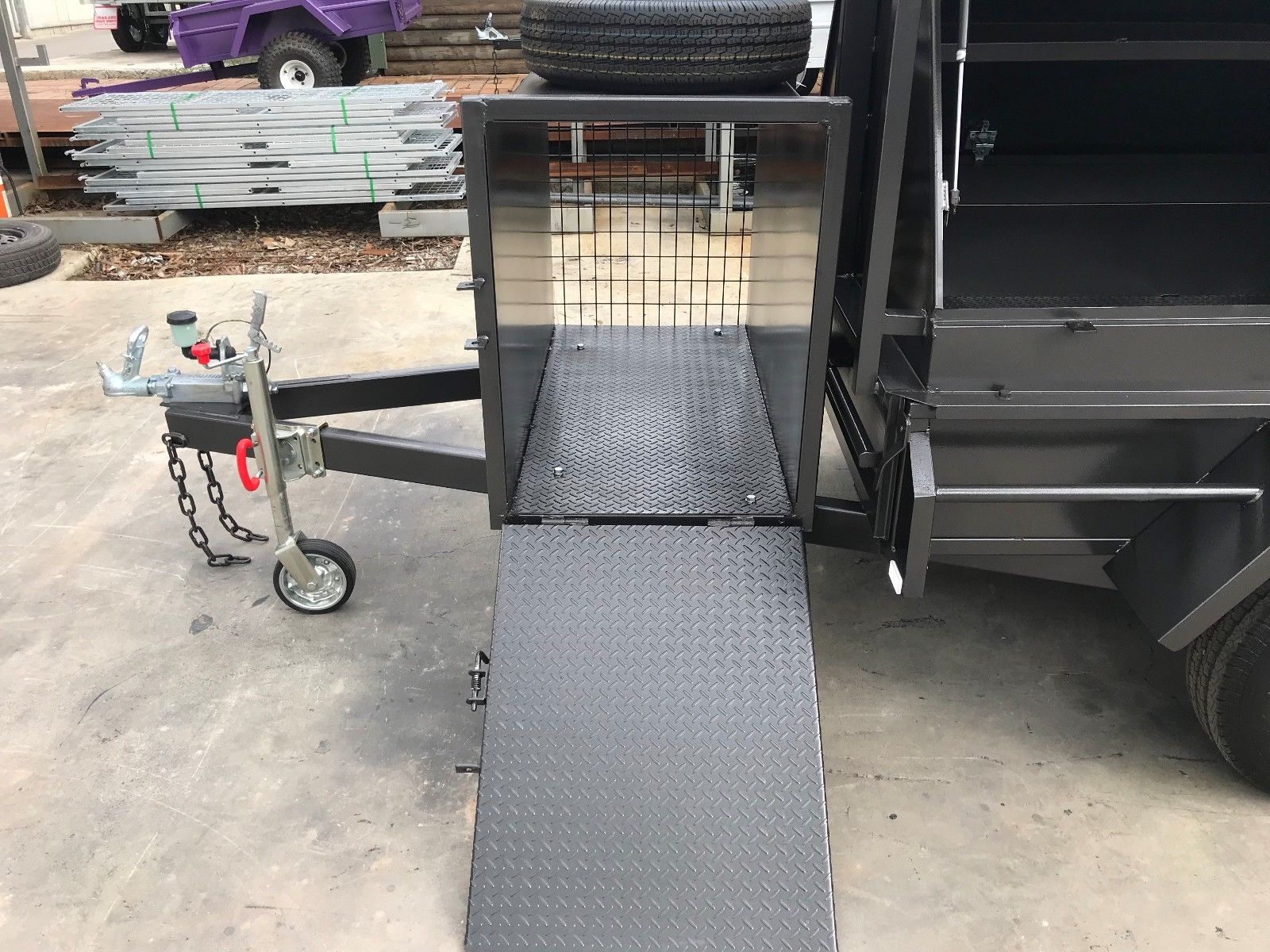 8x5 Tandem Tradesman Trailer For Sale With Compressor Box — image 13
