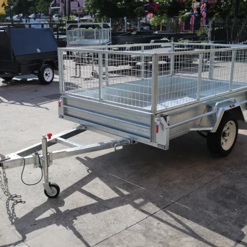 8x5 Galvanised 2ft Cage Trailer with Full Checker Plate and Tilt Function for Sale — image 8