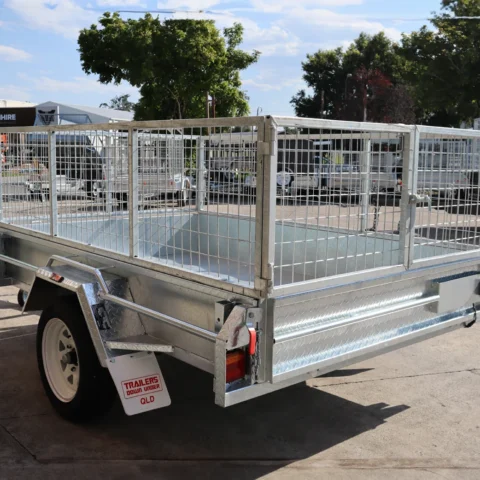 8x5 Galvanised 2ft Cage Trailer with Full Checker Plate and Tilt Function for Sale — image 5