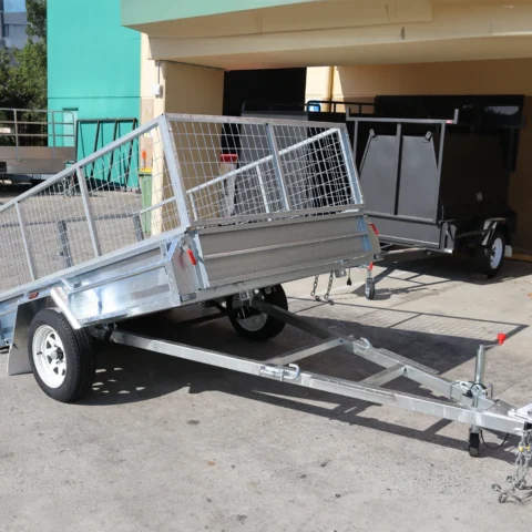 8x5 Galvanised 2ft Cage Trailer with Full Checker Plate and Tilt Function for Sale — image 2
