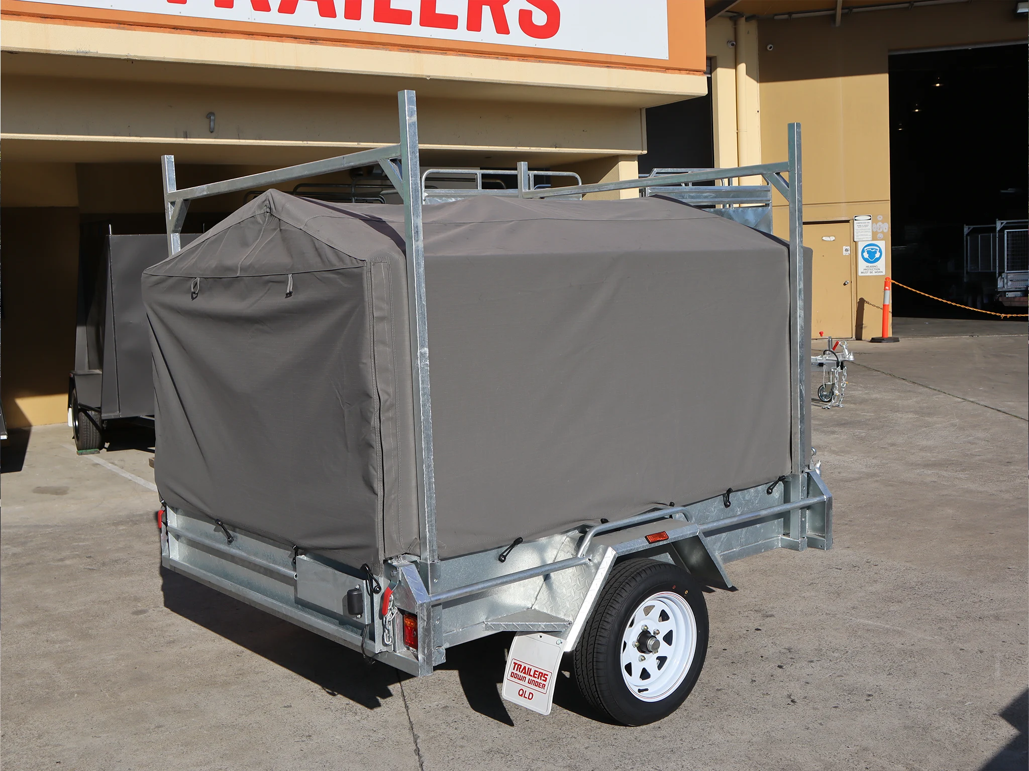 7x5 Heavy Duty Single Axle Galvanised Box Trailer with 3 Ft Cage | Canvas Cover | Racks for Sale in Brisbane — image 7
