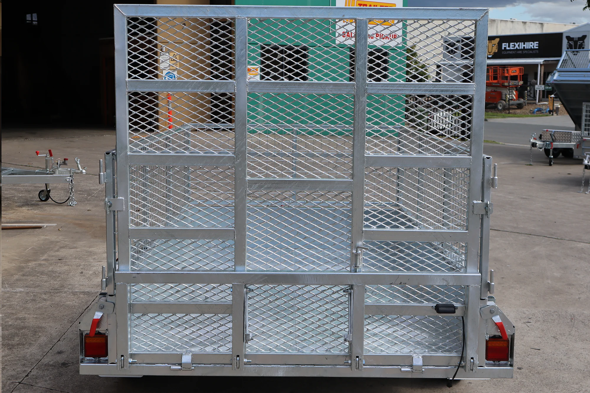 8x5 Galvanised 2ft Cage Trailer with 5ft Drop Down Ramp & Tilt Function for Sale Brisbane — image 10