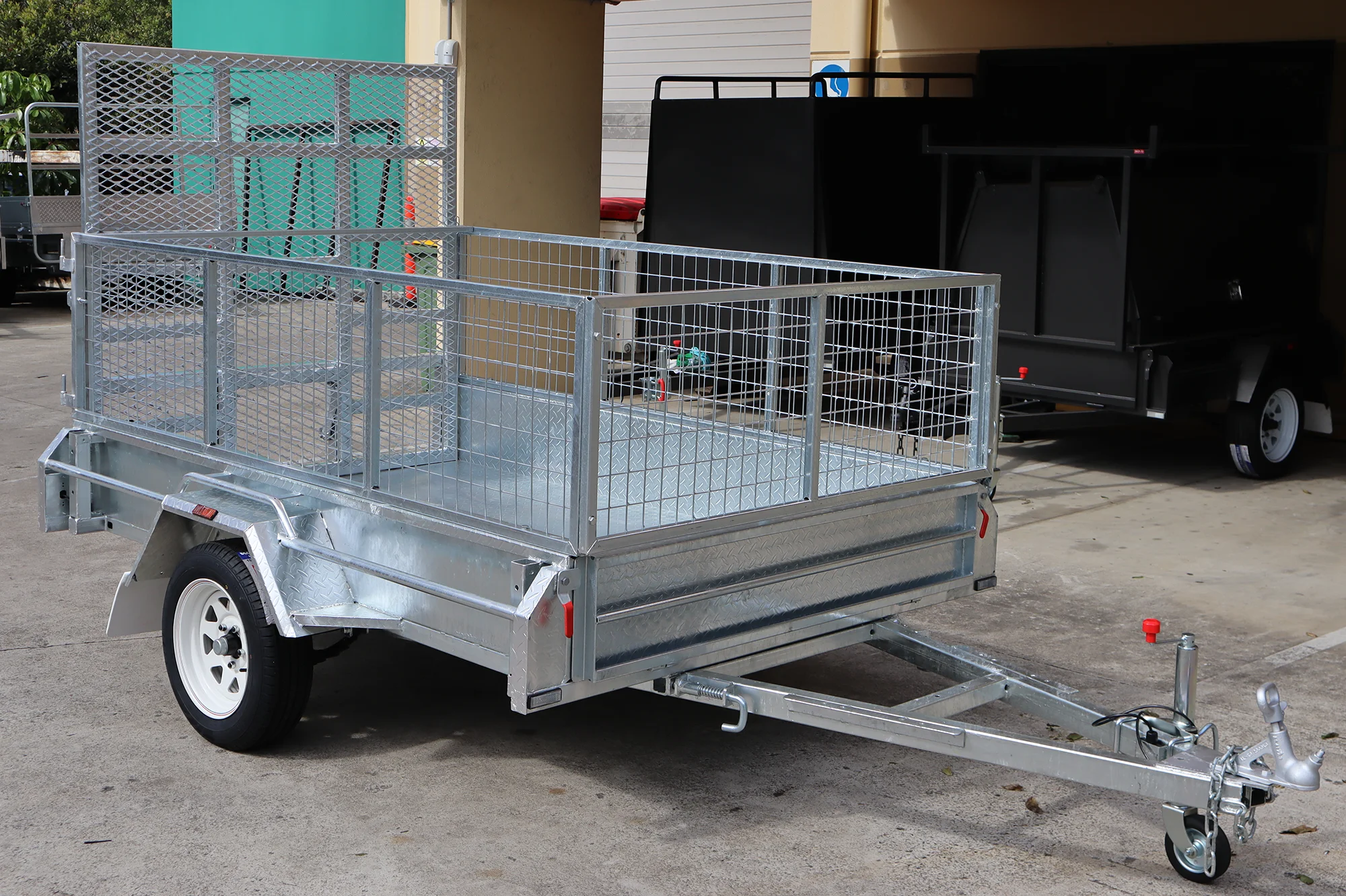 8x5 Galvanised 2ft Cage Trailer with 5ft Drop Down Ramp & Tilt Function for Sale Brisbane — image 6