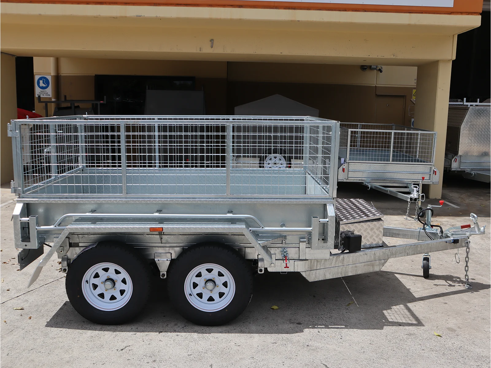 8x5 Galvanised Hydraulic Tipper Trailer 2ft Cage and Ramps | 3.5 Tonne | Rocker Roller Suspension — image 7