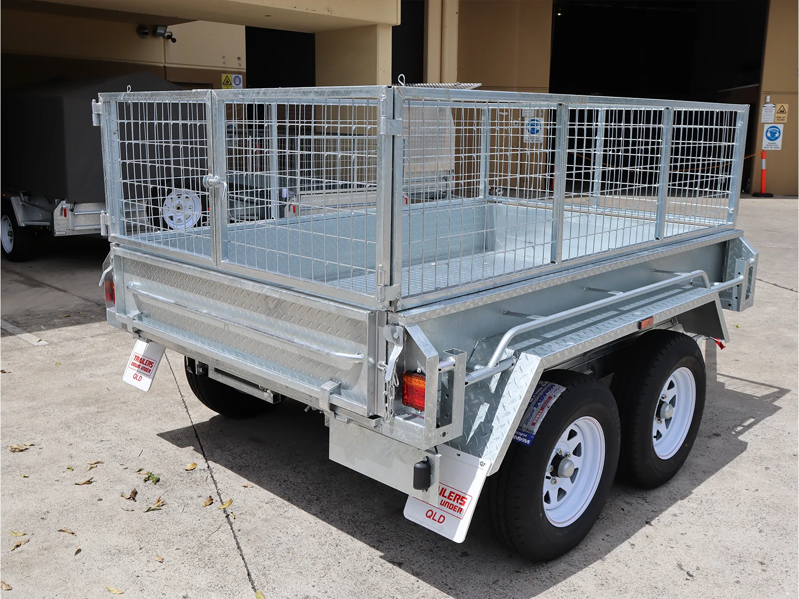 8x5 Galvanised Hydraulic Tipper Trailer 2ft Cage and Ramps | 3.5 Tonne | Rocker Roller Suspension — image 8
