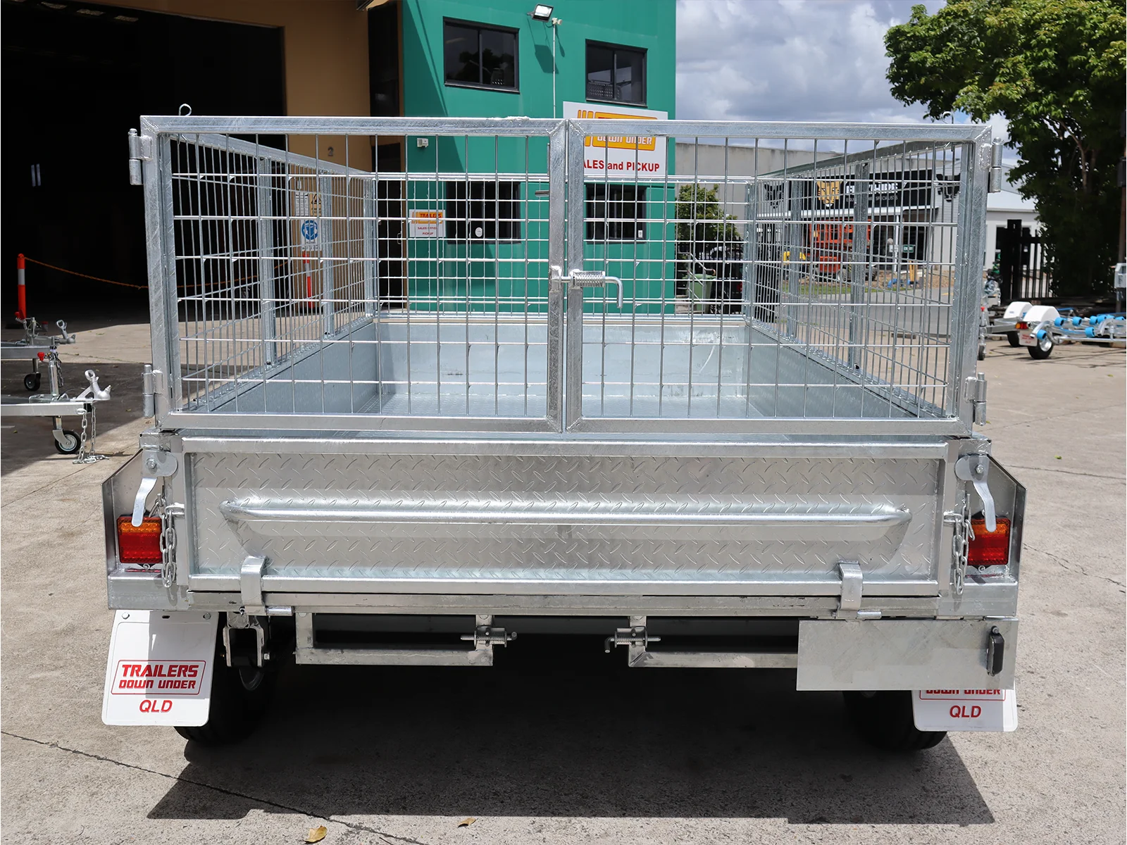 8x5 Galvanised Hydraulic Tipper Trailer 2ft Cage and Ramps | 3.5 Tonne | Rocker Roller Suspension — image 9