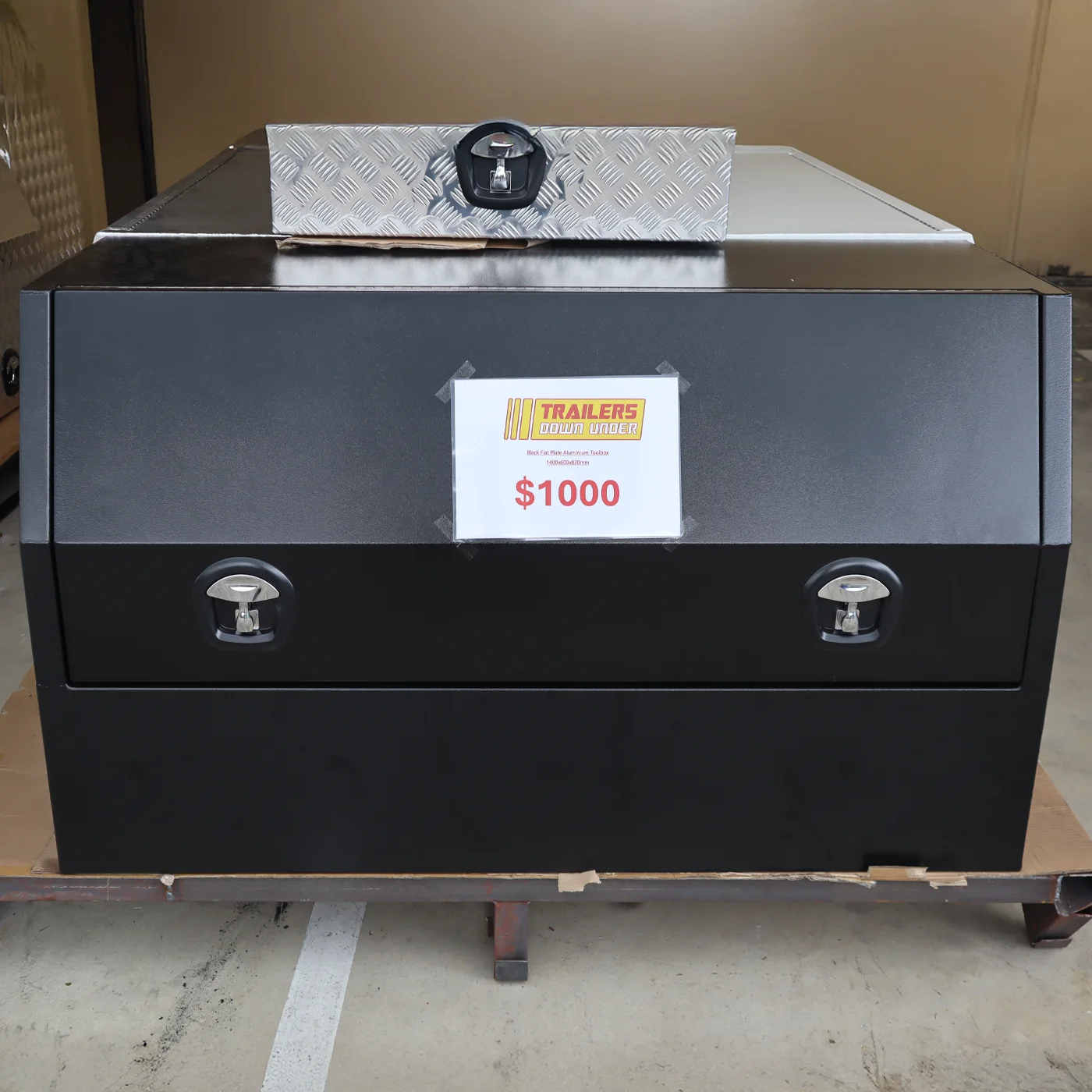 Black Flatplate Aluminum Toolbox