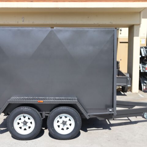 8×5 Tandem Axle Enclosed Van Trailer — image 4