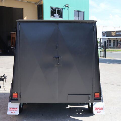 8×5 Tandem Axle Enclosed Van Trailer — image 6