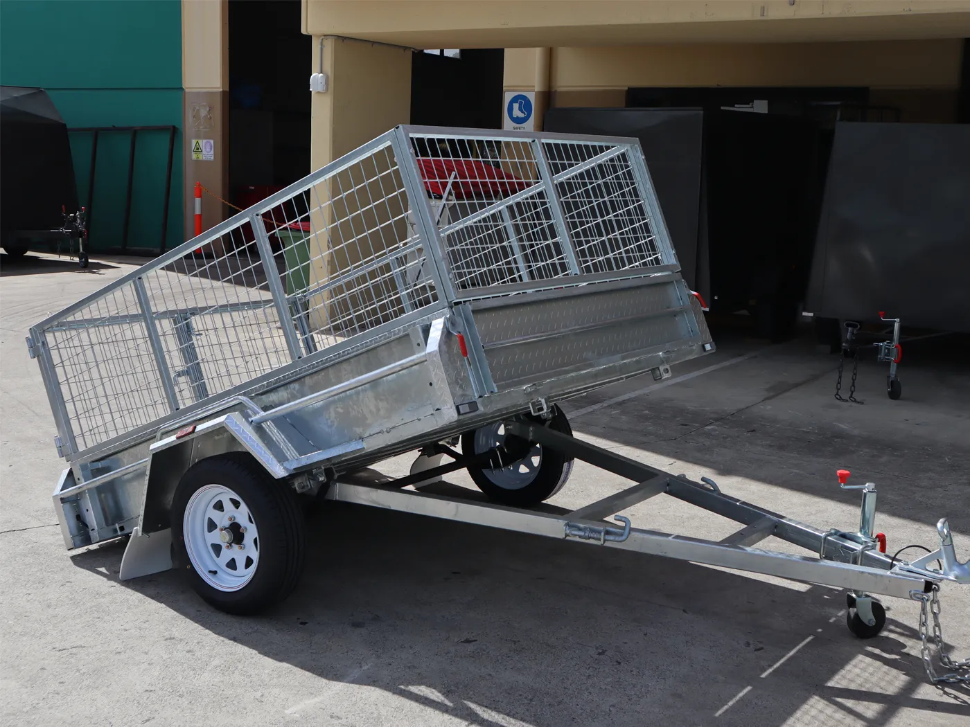 7x5 Heavy Duty Single Axle Galvanised Box Trailer with 2 Ft Cage for Sale in Brisbane — image 3