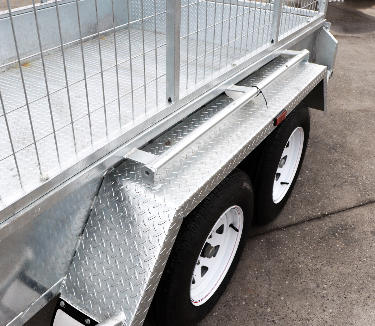 10x5 Tandem Axle Galvanised Trailer with 3 Ft Cage For Sale in Brisbane — image 3