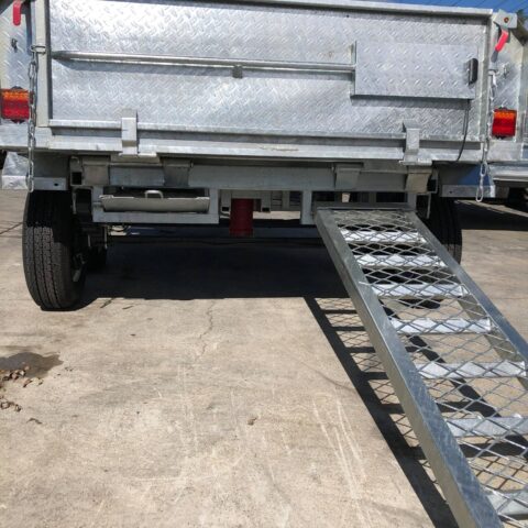 8x5 Galvanised Hydraulic Tipper Trailer for Sale in Brisbane | 3.5 Tonne | Rocker Roller Suspension — image 4