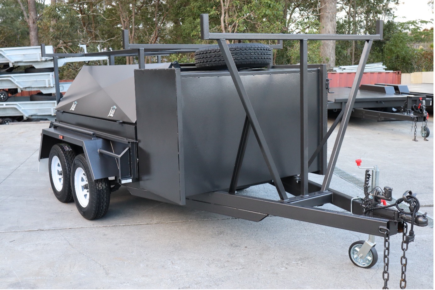 8X5 Tandem Heavy-Duty Tadesman Trailer with Compressor Box and added Drawbar Ladder Rack