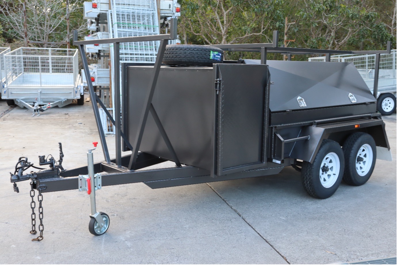 8X5 Tandem Heavy-Duty Tadesman Trailer with Compressor Box and added Drawbar Ladder Rack — image 3