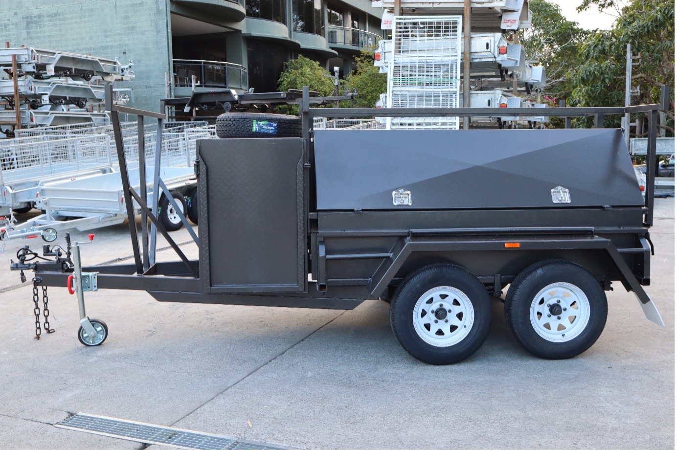 8X5 Tandem Heavy-Duty Tadesman Trailer with Compressor Box and added Drawbar Ladder Rack — image 4