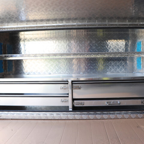 Aluminium Toolbox with 4 Drawers for Ute Storage, Trailer Storage or Truck Storage — image 5