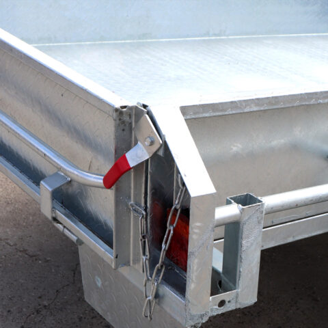 8x5 Heavy Duty Single Axle Galvanised Box Trailer for Sale in Brisbane with Manual Tilt Function — image 3